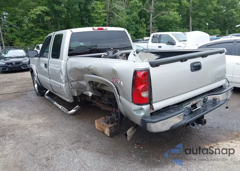 2005 Chevrolet Silverado K1500 z USA, uszkodzony, nr VIN 1GCEK19B25E144654